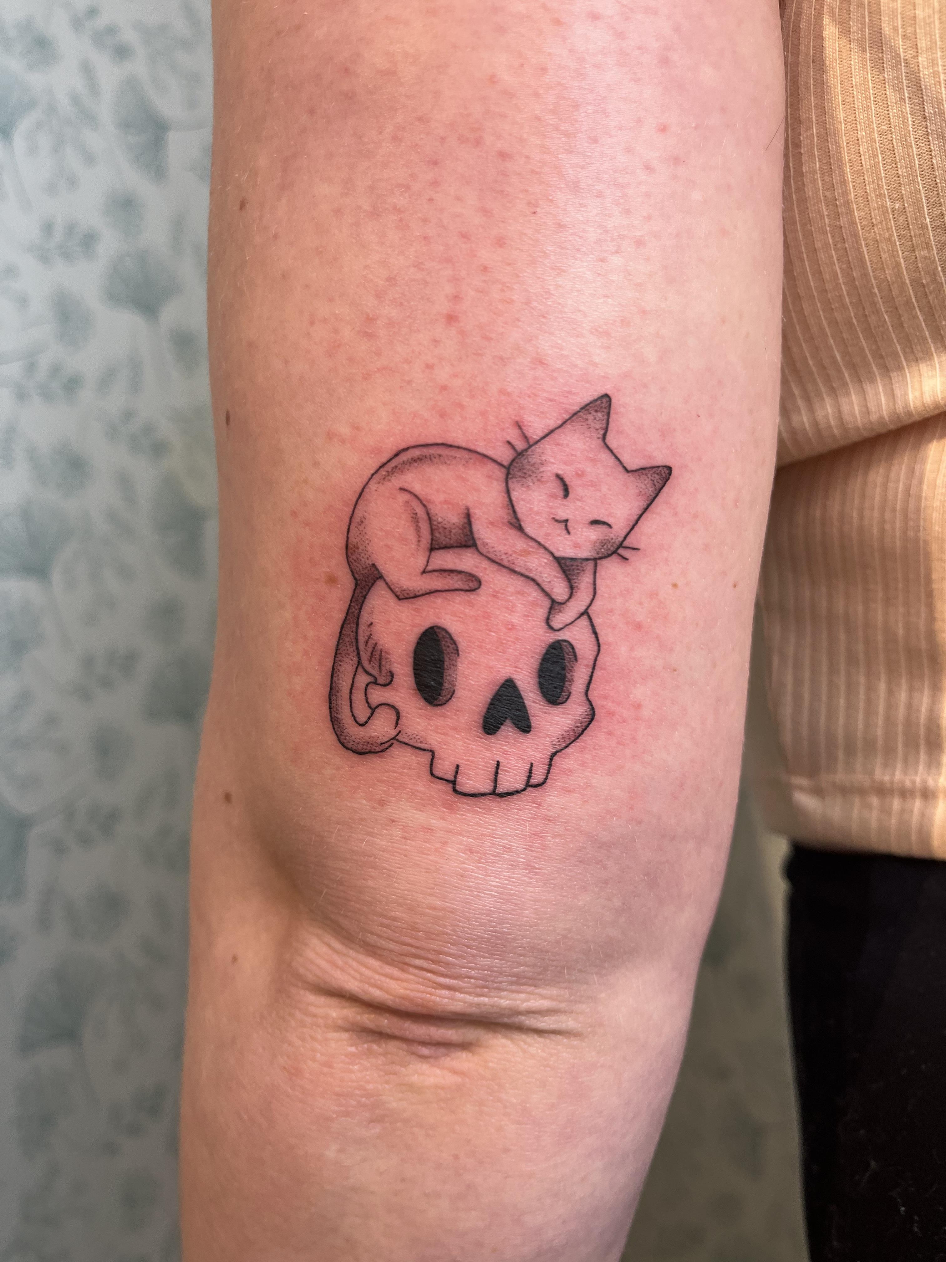 Tattoo uploaded by Rach Clarke  Lil cat ghost from my friday the 13th  flash cattattoo cutetattoo blackwork shading spooky FridayThe13th  Ghost  Tattoodo